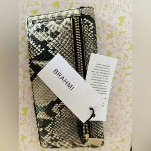 COPY - Brahmin Wallet / never used